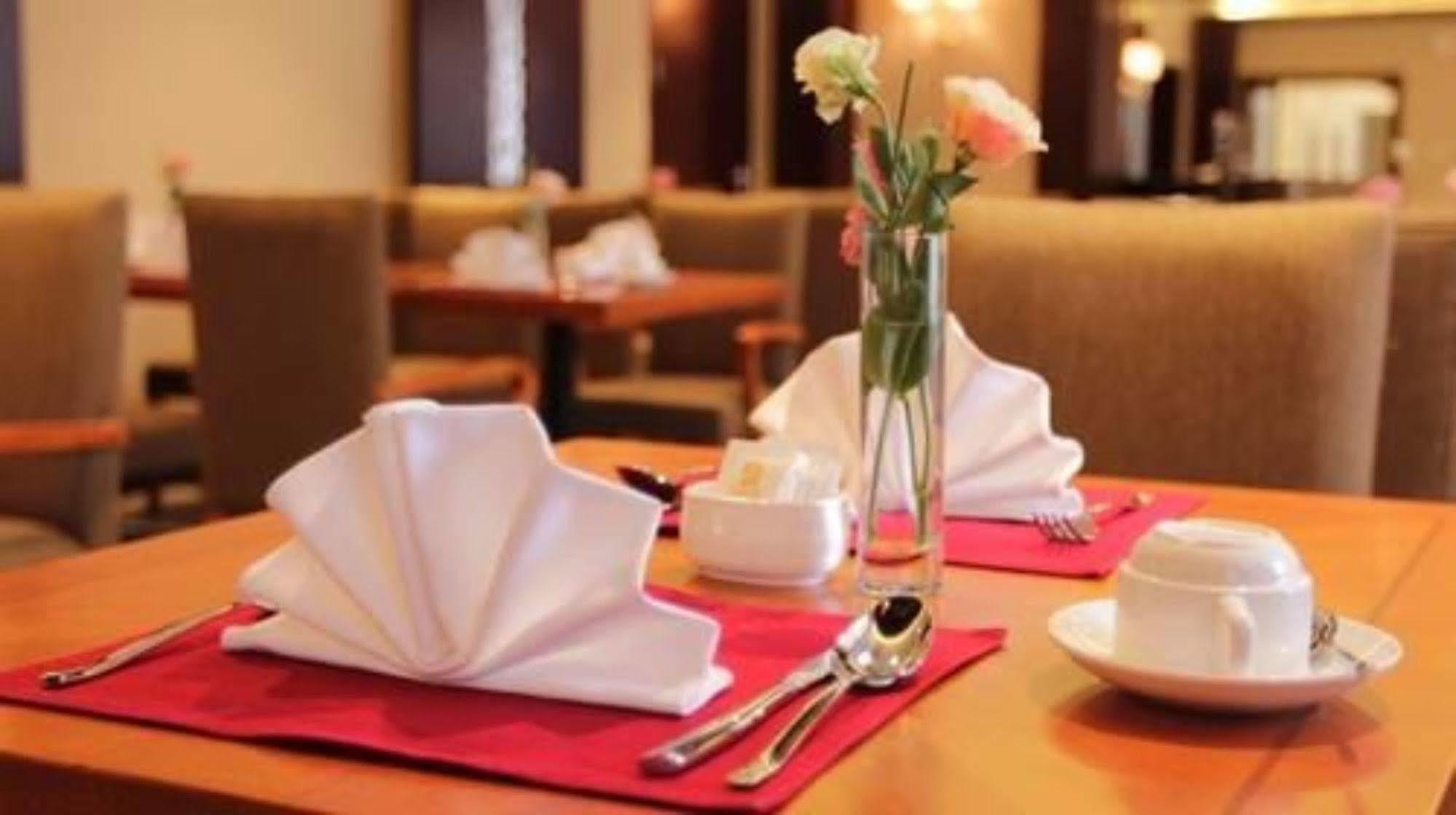 Best Western Premier Tuushin Hotel Oelan-bator Buitenkant foto